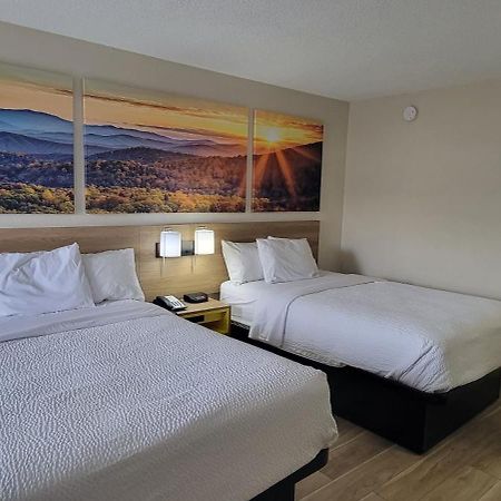 Days Inn By Wyndham Salem Extérieur photo