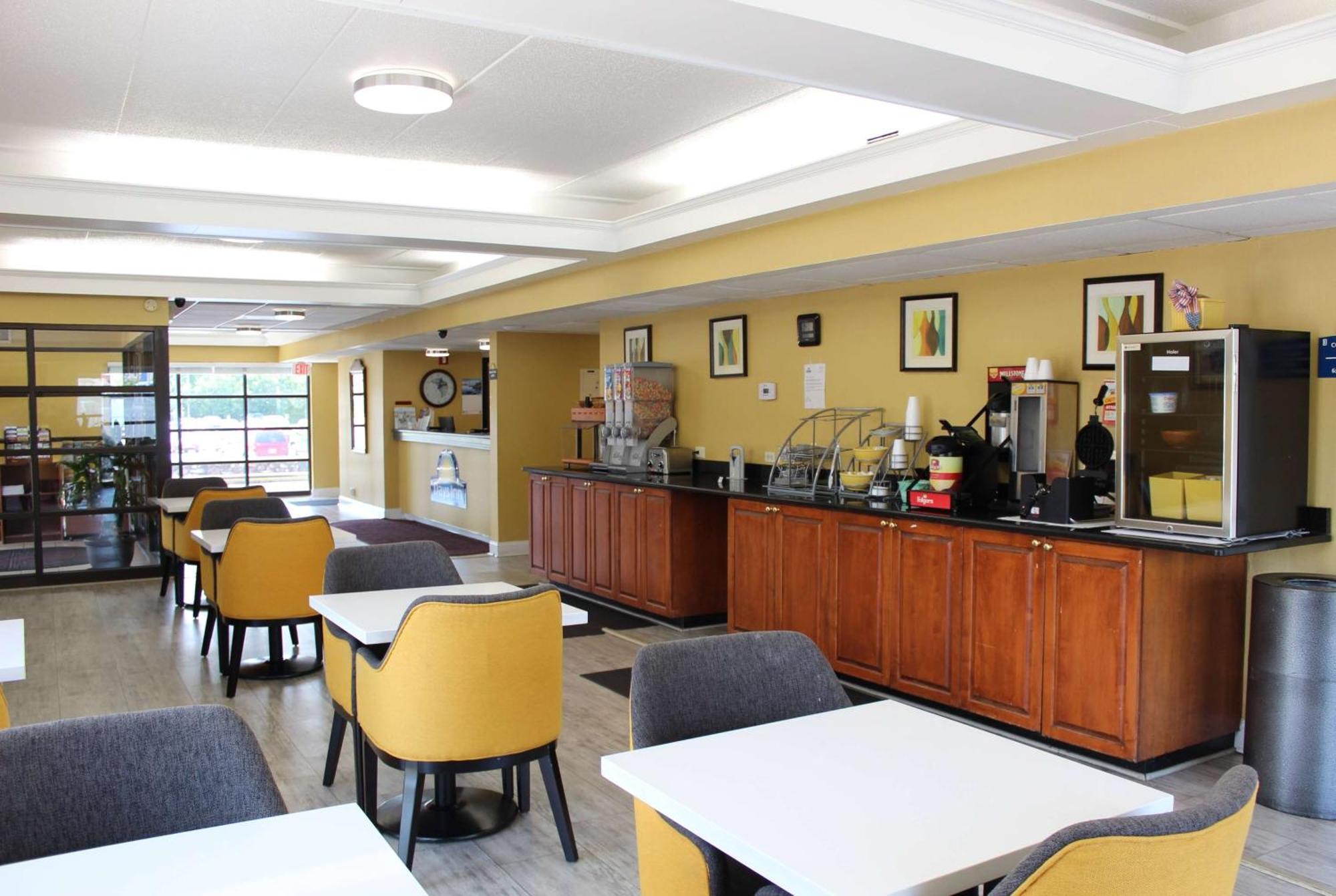 Days Inn By Wyndham Salem Extérieur photo